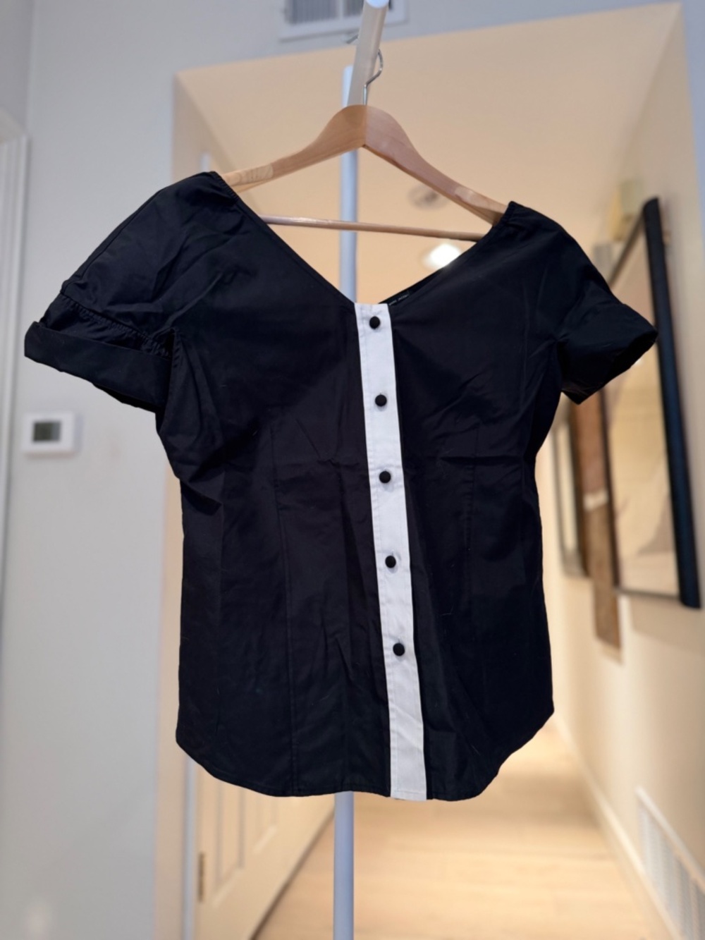 Marc Jacobs Black White Contrast Button Blouse Size 4